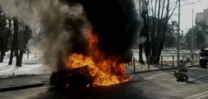 В Зеленогорске сгорела «Лада Ларгус»