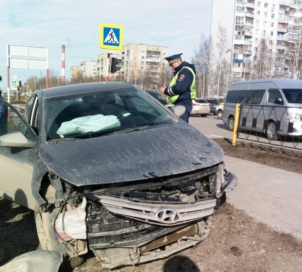 В ДТП в Нижневартовске пострадали трое детей В ДТП в Нижневартовске пострадали трое детей (1).jpg
