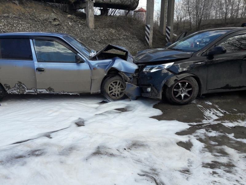 В лобовом ДТП в Рязани пострадали шесть человек В лобовом ДТП в Рязани пострадали шесть человек (1).jpg