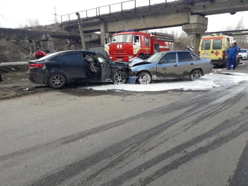 В лобовом ДТП в Рязани пострадали шесть человек В лобовом ДТП в Рязани пострадали шесть человек (4).jpg