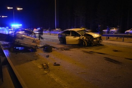 В ДТП в Ханты-Мансийске погиб водитель ВАЗа В ДТП в Ханты-Мансийске погиб водитель ВАЗа (2).jpg