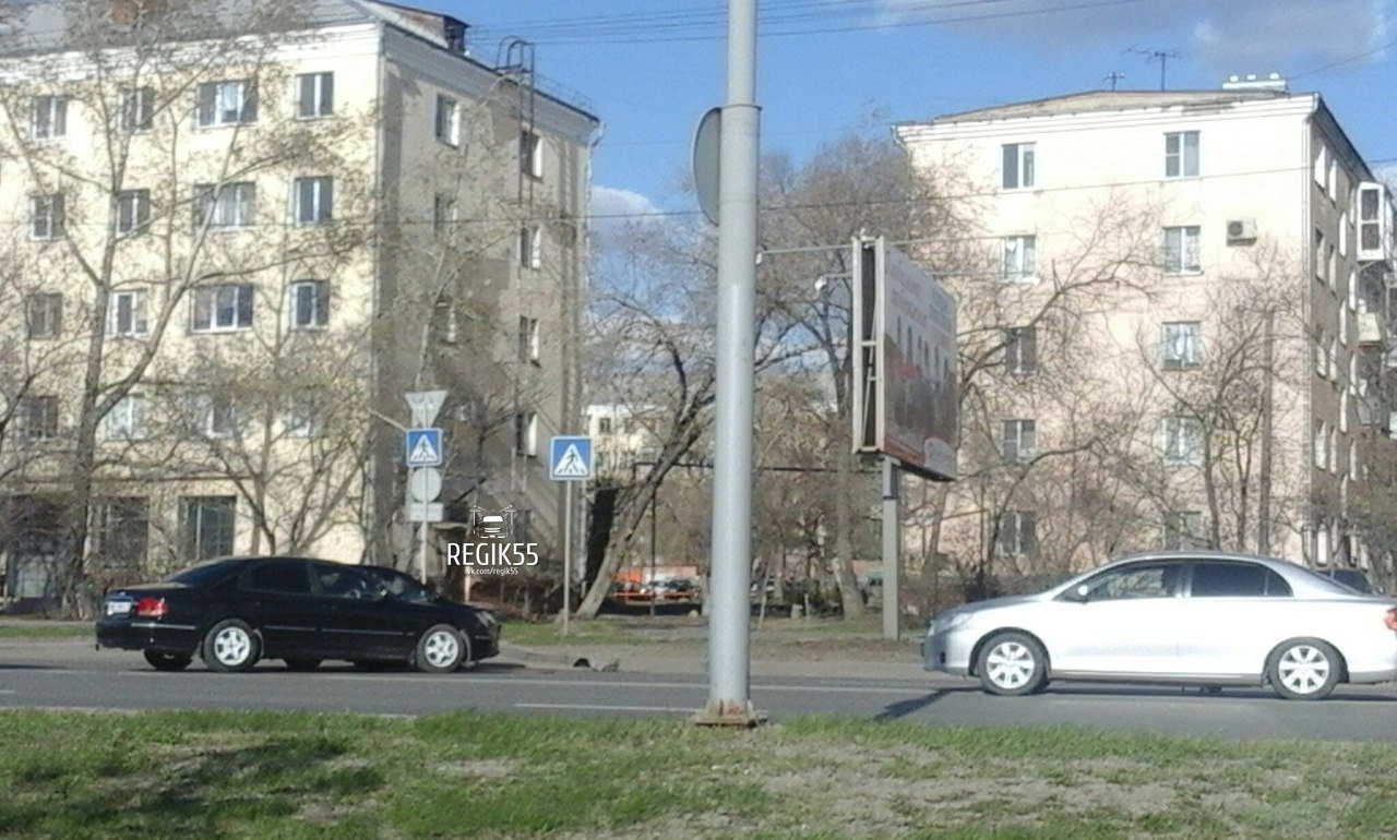 ДТП на Иртышской набережной в Омске (3).jpg