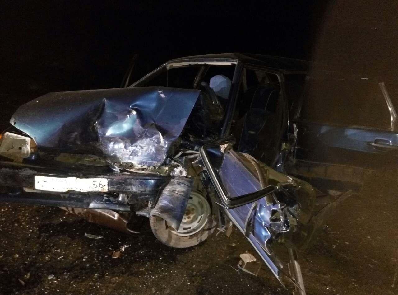 В Сакмарском районе в ДТП с двумя ВАЗами погиб мужчина (3).jpg