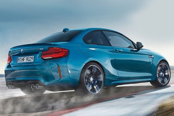 Появились фотографии обновленного купе BMW M2 (1).jpg