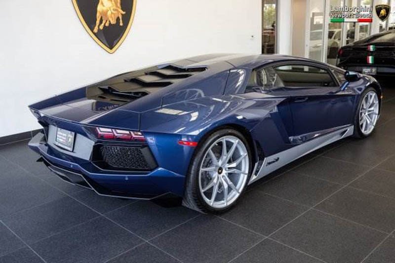 Lamborghini Aventador Miura Homage (2).jpg