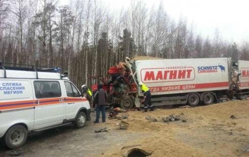 Водитель грузовика погиб в ДТП на трассе Сургут – Нижневартовск.jpg