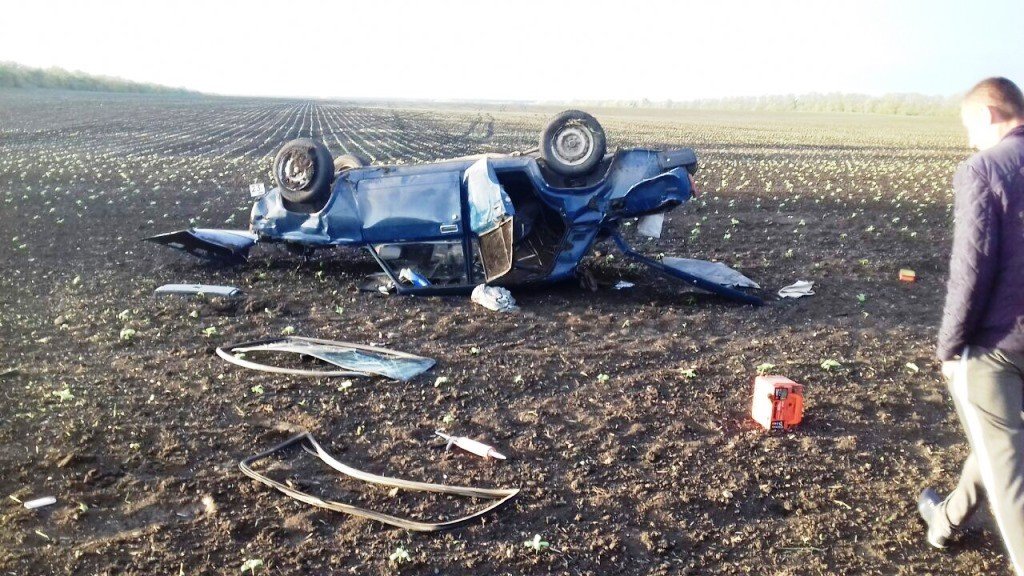 Пьяный водитель «семерки» погиб в ДТП в Брюховецком районе (2).jpg