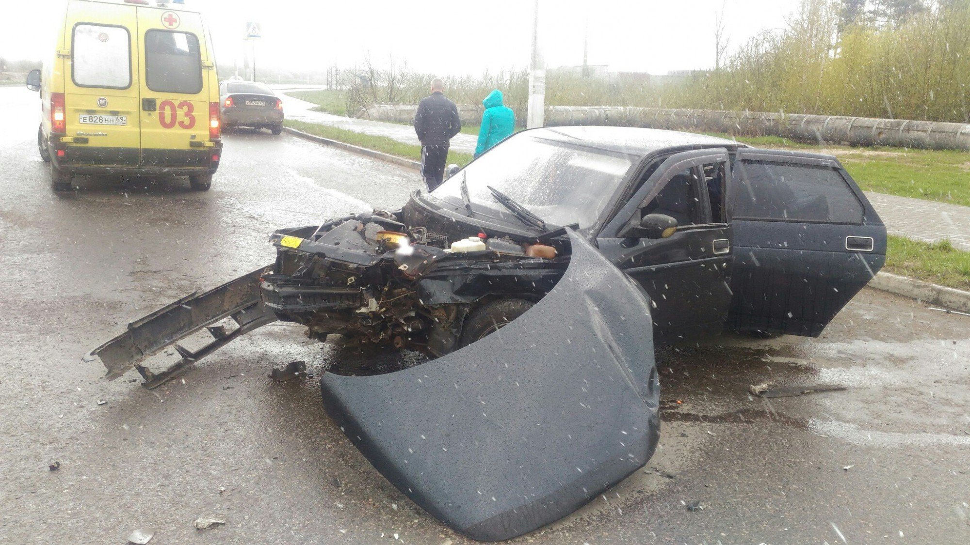 В ДТП в Твери пострадали два человека В ДТП в Твери пострадали два человека (2).jpg