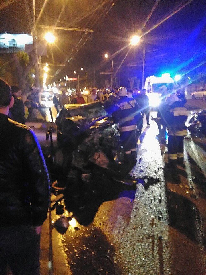 В Волгограде в ночном ДТП погиб молодой водитель Audi (4).jpg