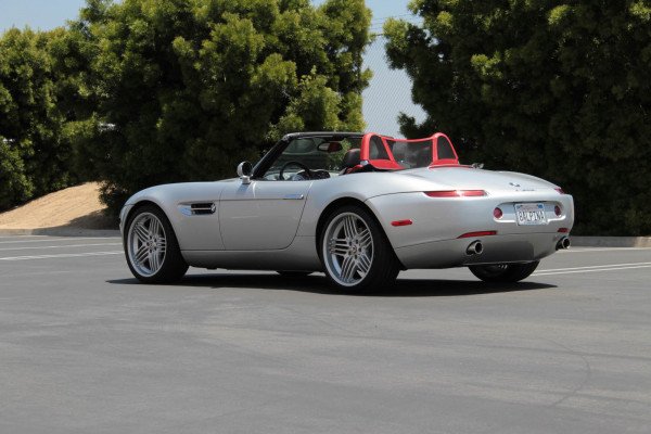 В Санта-Монике продадут BMW Z8 2003 года (2).jpg