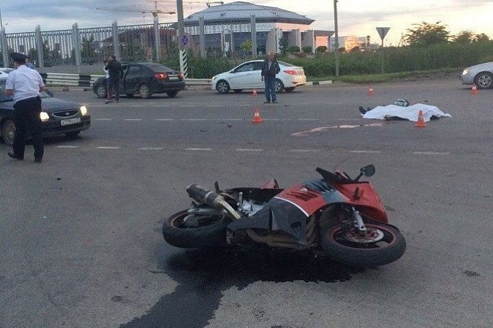 В Краснодаре в ДТП погиб мотоциклист.jpg