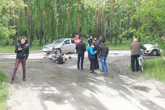 В ДТП в Среднеуральске пострадал мотоциклист В ДТП в Среднеуральске пострадал мотоциклист.jpg