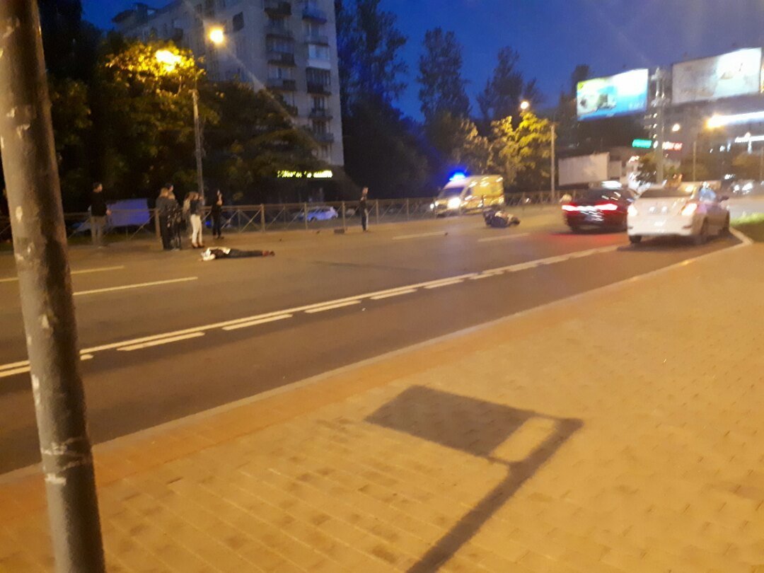 Мотоциклист погиб в результате ДТП на Заневском проспекте в Петербурге Мотоциклист погиб в результате ДТП на Заневском проспекте в Петербурге (4).JPG
