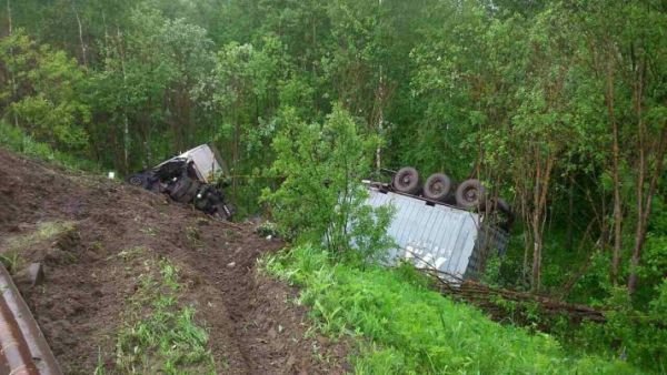 В Нижегородской области в ДТП с фурой погибли четыре женщины В Нижегородской области в ДТП с фурой погибли четыре женщины (4).jpg