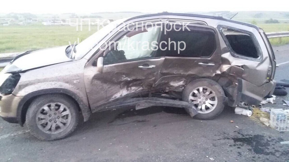 Три человека пострадали в ДТП с двумя иномарками под Красноярском Три человека пострадали в ДТП с двумя иномарками под Красноярском (3).jpg