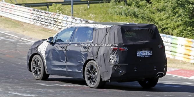 Новый Hyundai Santa Fe тестируется на Нюрбургринге (4).jpg