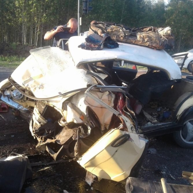 Под Тюменью в ДТП погибли два человека Под Тюменью в ДТП погибли два человека (2).jpg