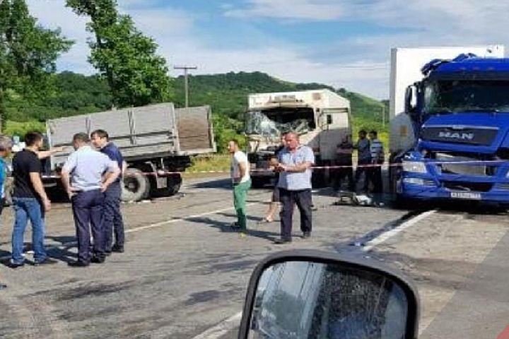 В ДТП в Северной Осетии разбилась семья: три человека погибли В ДТП в Северной Осетии разбилась семья три человека погибли.jpg