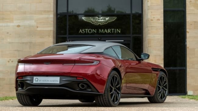 Эксклюзивный Aston Martin DB11 посвятили Королевской регате (4).jpg