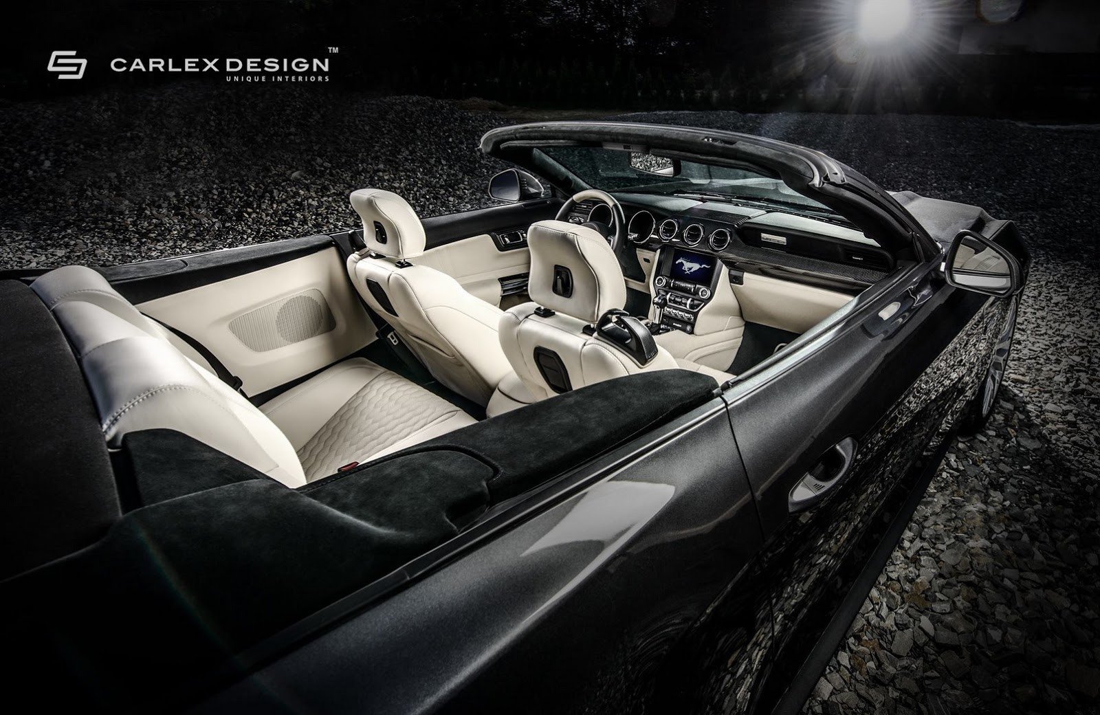 Carlex Design усовершенствовали салон Ford Mustang GT (3).jpg