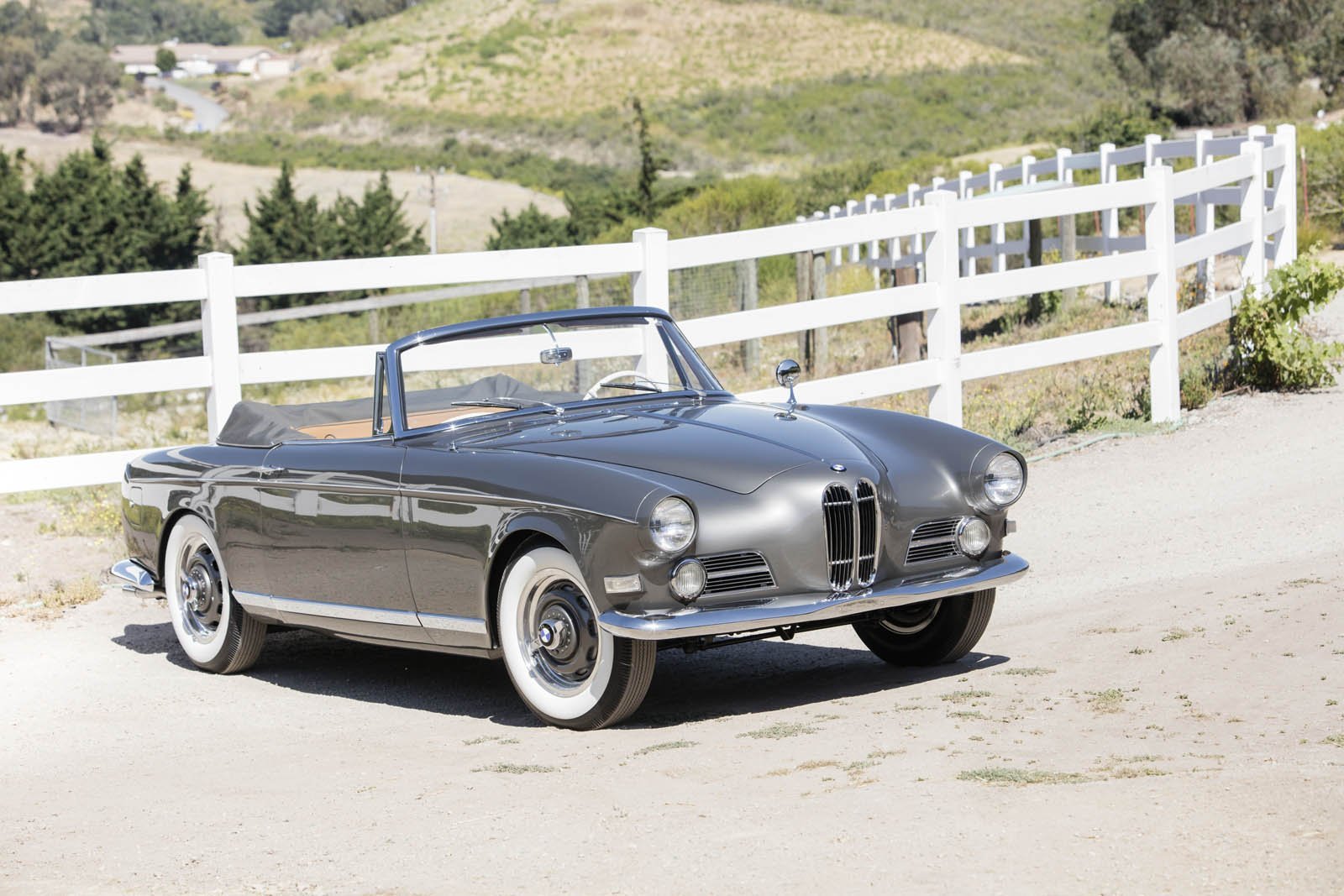 Уникальный кабриолет BMW 503 Bertone уйдет с молотка (1).jpg
