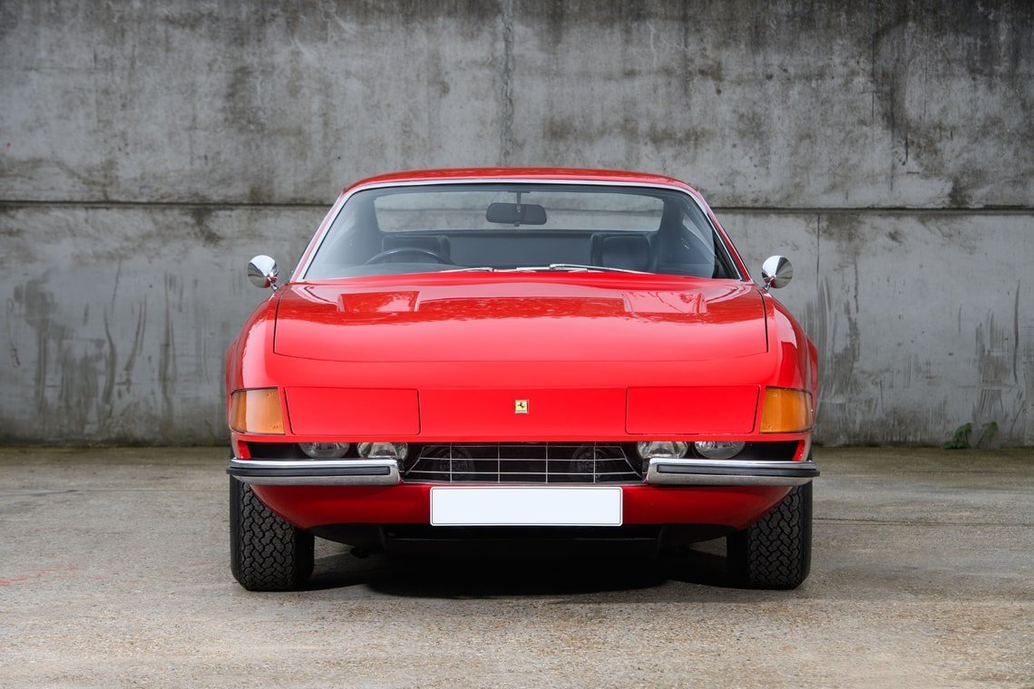 На аукционе будет продан Ferrari Daytona Элтона Джона (2).jpg