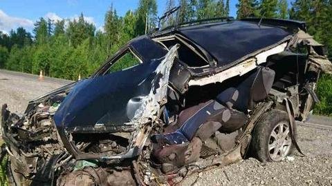 На трассе Тюмень – Ханты-Мансийск в ДТП с фурой погиб человек (1).jpg