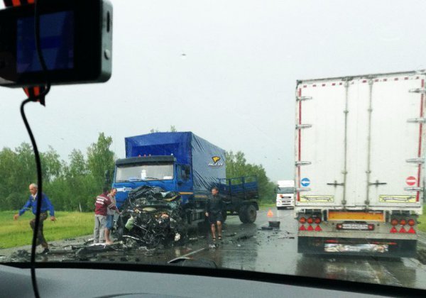 12-летняя девочка погибла в ДТП с КамАЗом под Новосибирском (2).jpg