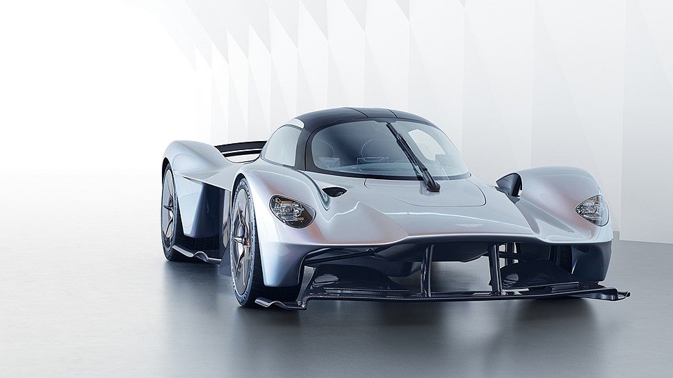 Aston Martin представили предсерийный гиперкар Valkyrie (6).jpg