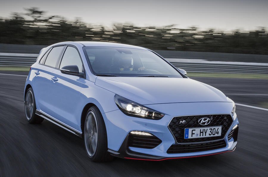 Hyundai представили «горячий» хэтчбек i30 N (1).jpg