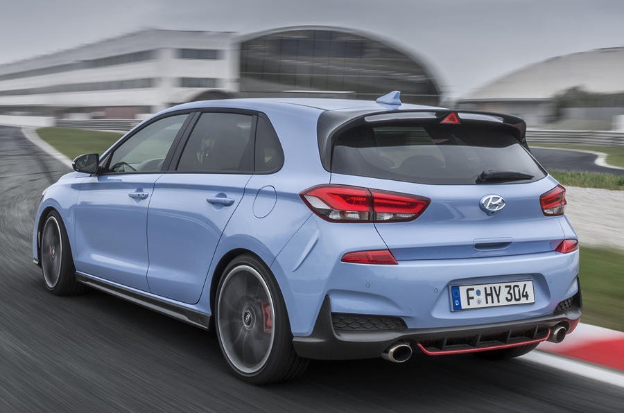 Hyundai представили «горячий» хэтчбек i30 N (2).jpg