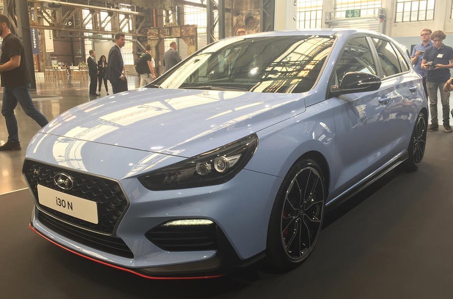 Hyundai представили «горячий» хэтчбек i30 N (4).jpg