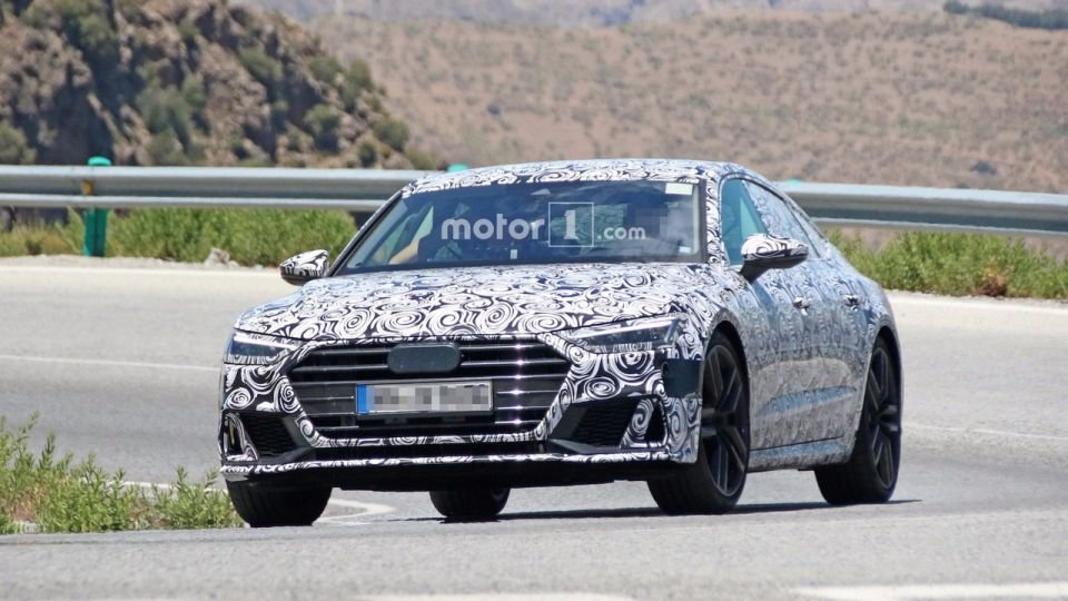 Спортивная версия Audi 7 проходит испытания (2).jpg
