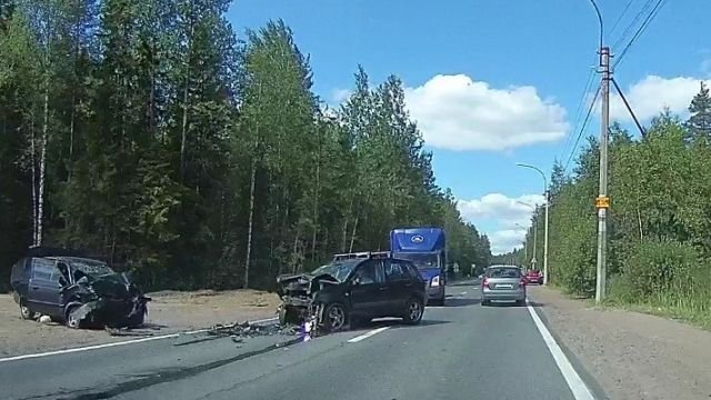 В Петербурге в лобовом ДТП погибла 4-летняя девочка (1).jpg