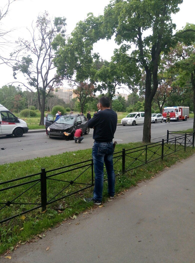 В Петербурге произошла новая авария с пострадавшим ребенком (1).jpg