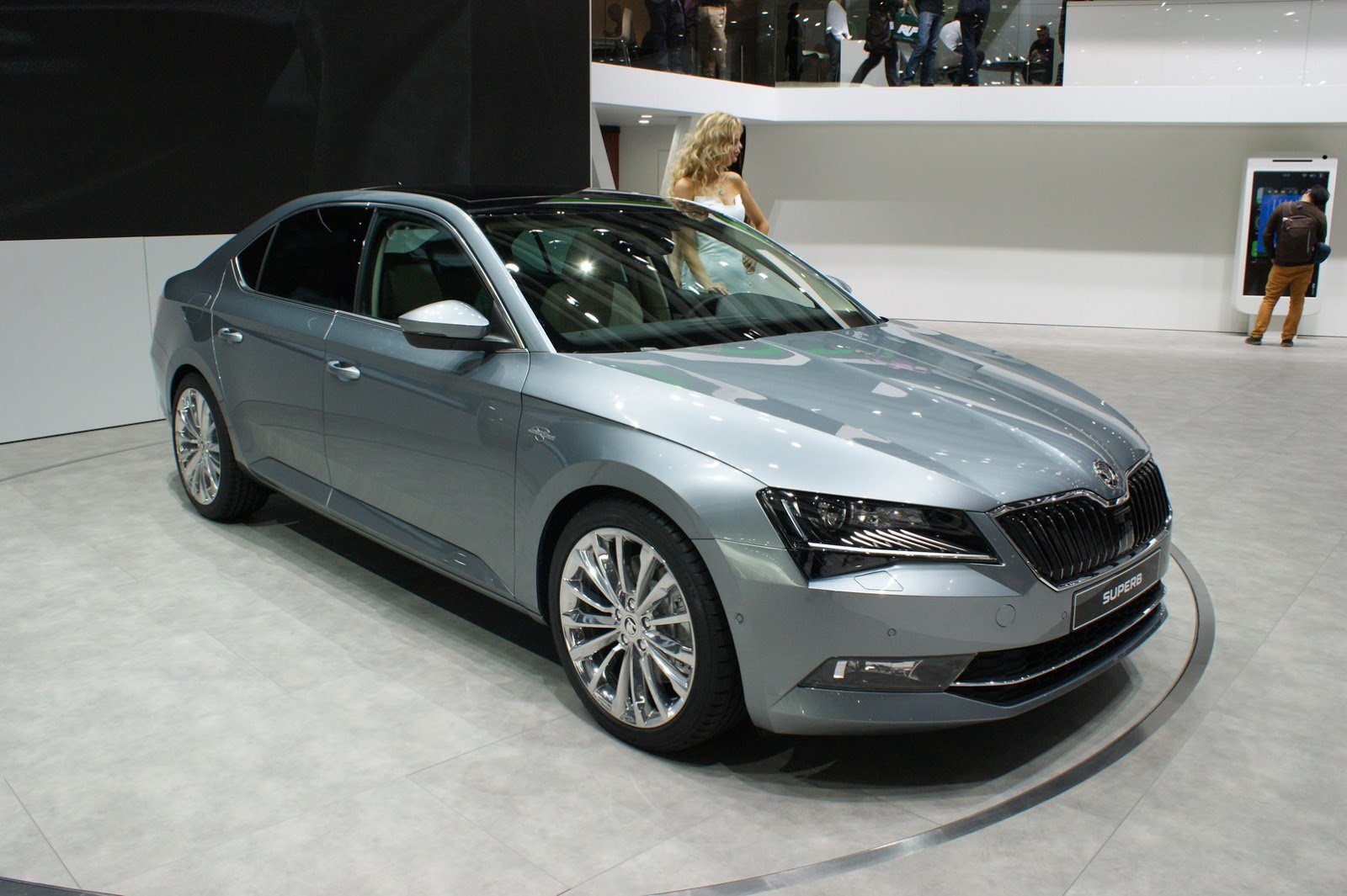Skoda Superb.jpg