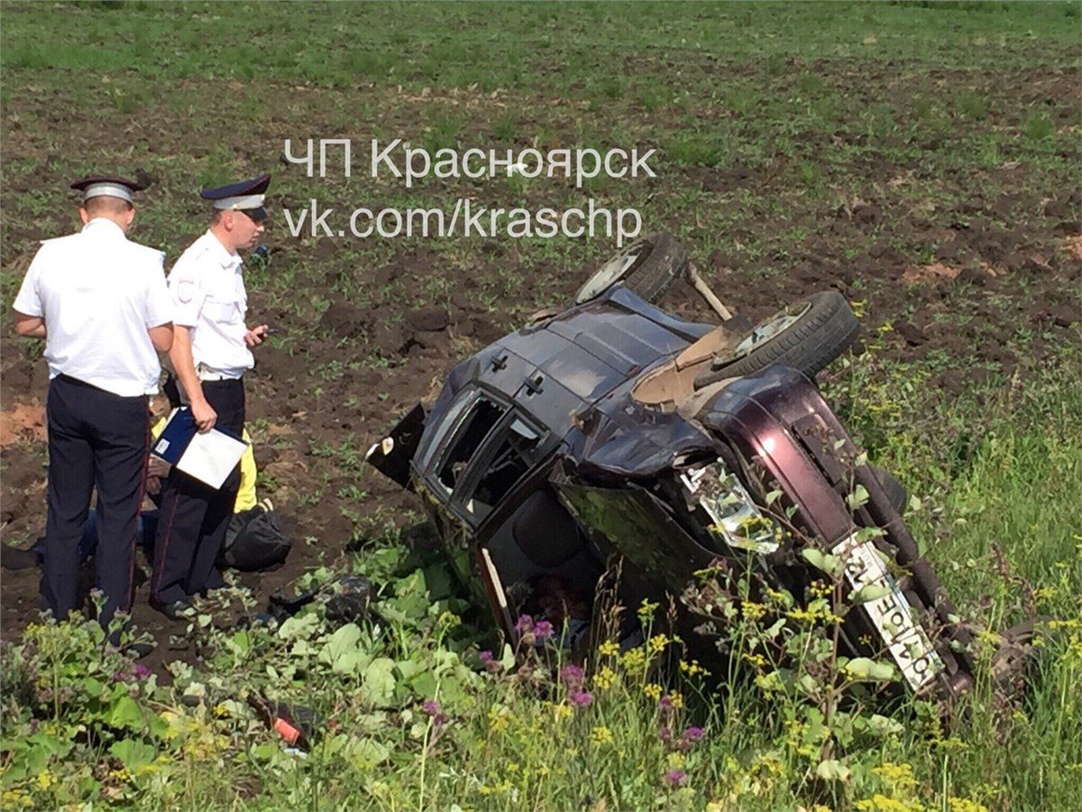 Пьяный бесправник устроил ДТП с пострадавшими под Красноярском (3).jpg