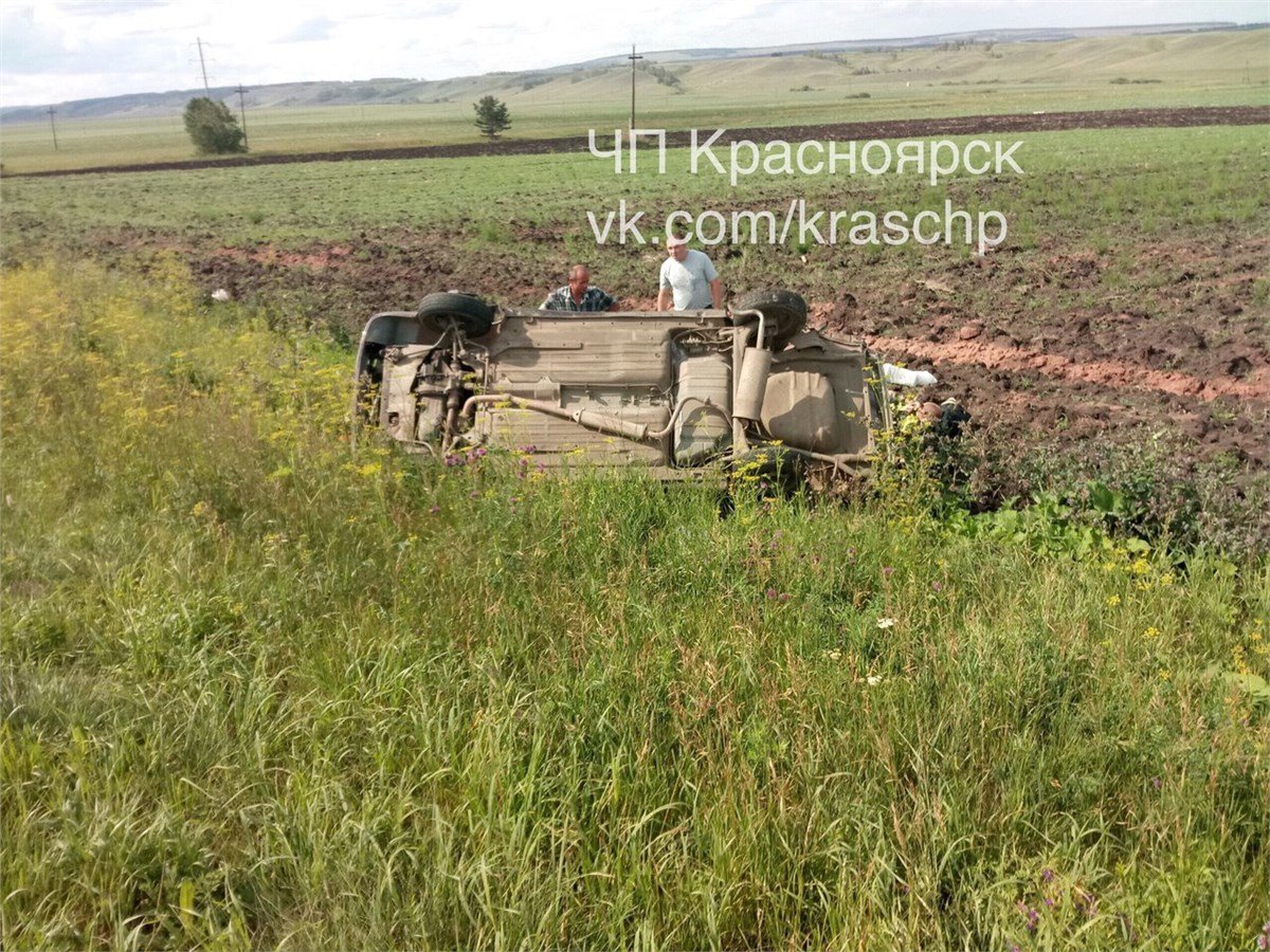 Пьяный бесправник устроил ДТП с пострадавшими под Красноярском (2).jpg