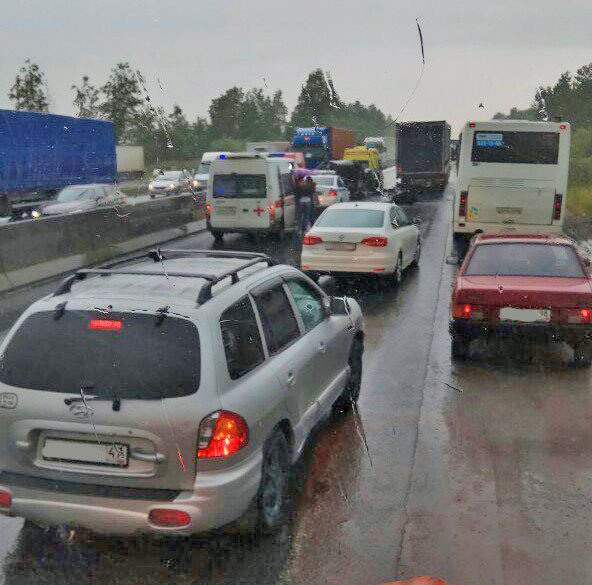 В ДТП с микроавтобусом у Ям-Ижоры погибла молодая девушка (3).jpg