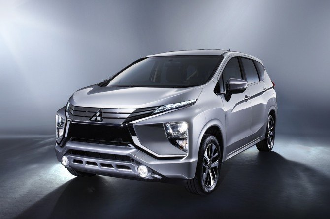 Mitsubishi представили новый автомобиль Xpander (4).jpg