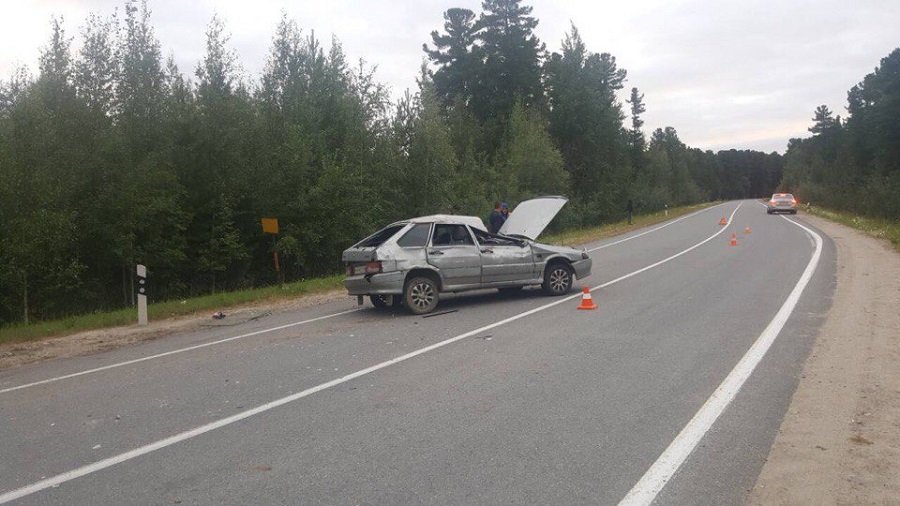 В ХМАО подросток за рулем автомобиля устроил ДТП с погибшим ребенком (2).jpg