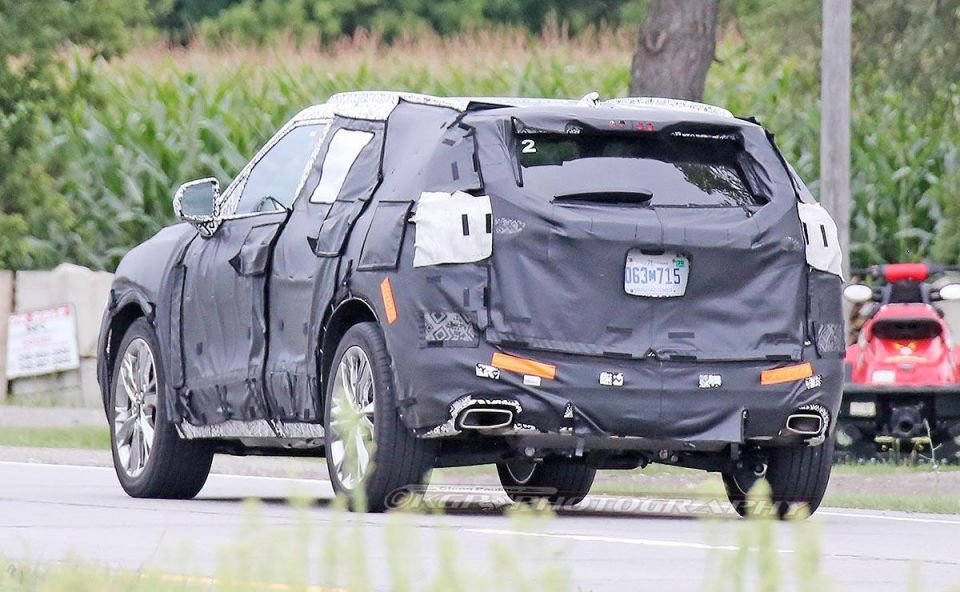 Новый Chevrolet Blazer выйдет в 2018 году (3).jpg
