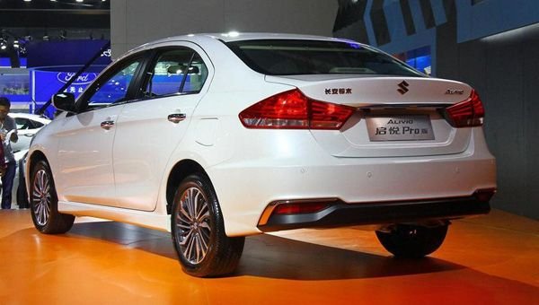 Suzuki показали обновленный седан Alivio Pro в Китае (3).jpg