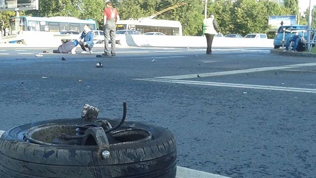 В Москве иномарка сбила мать с ребенком на переходе – женщина погибла (2).jpg