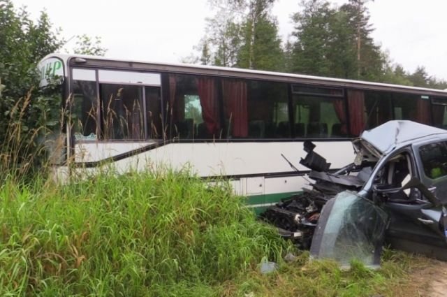 Во Владимирской области в ДТП с автобусом погиб человек (3).jpg