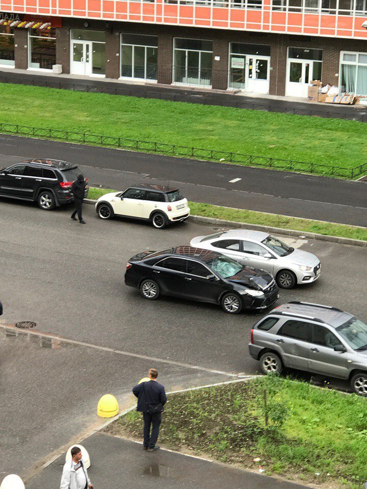 Иномарка насмерть сбила женщину в Кудрово и скрылась (3).jpg