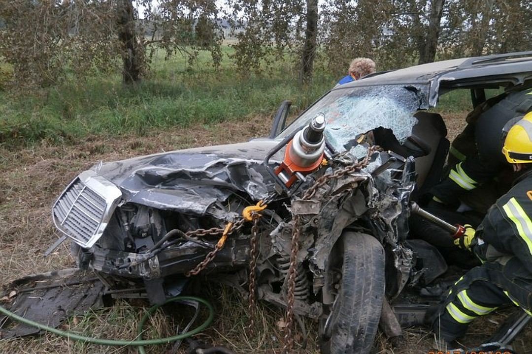 Три человека пострадали в массовом ДТП на трассе Пермь – Екатеринбург (2).jpg