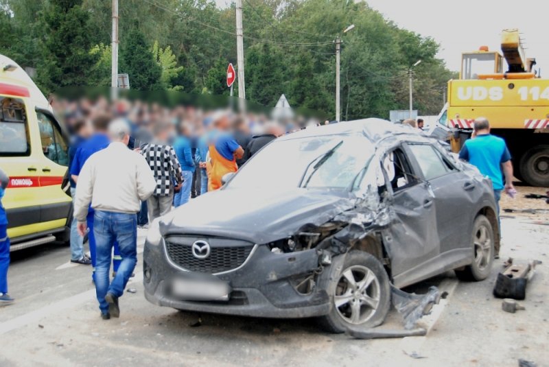 Два человека погибли при столкновении 6 автомобилей во Владимире (5).JPG