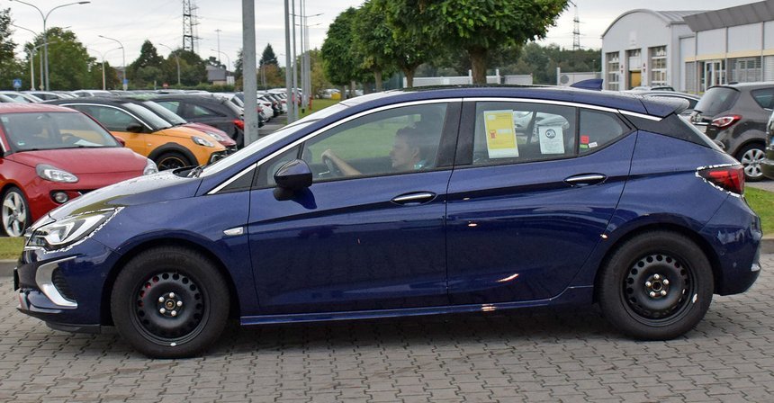 opel astra gsi 1.jpg
