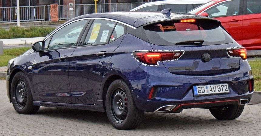 opel astra gsi 3.jpg